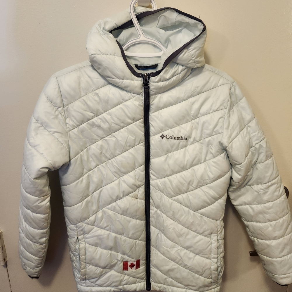 COLUMBIA Light Blue Quilted Jacket, Size L, VGUC, Slight discolored patch